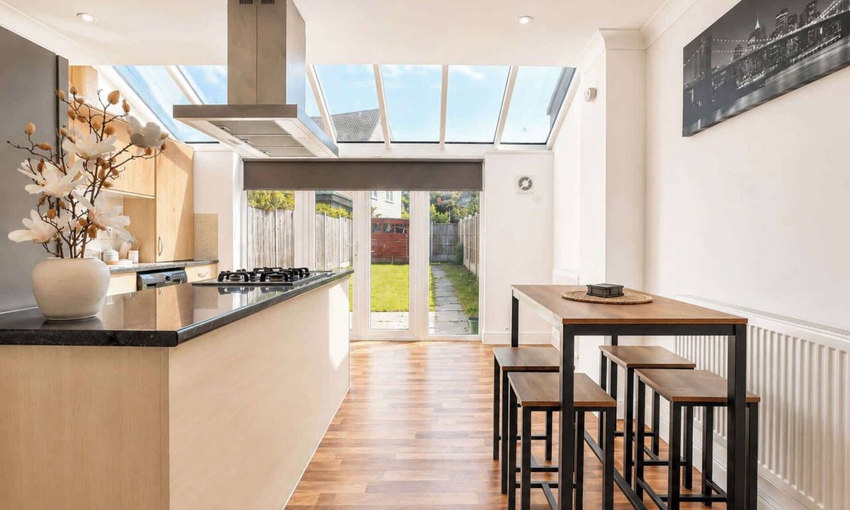 North Stifford House | Modern 3BDR Family House in North Stifford
