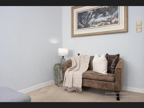 Bannockburn House | Modern 5-Bedroom House - Bannockburn