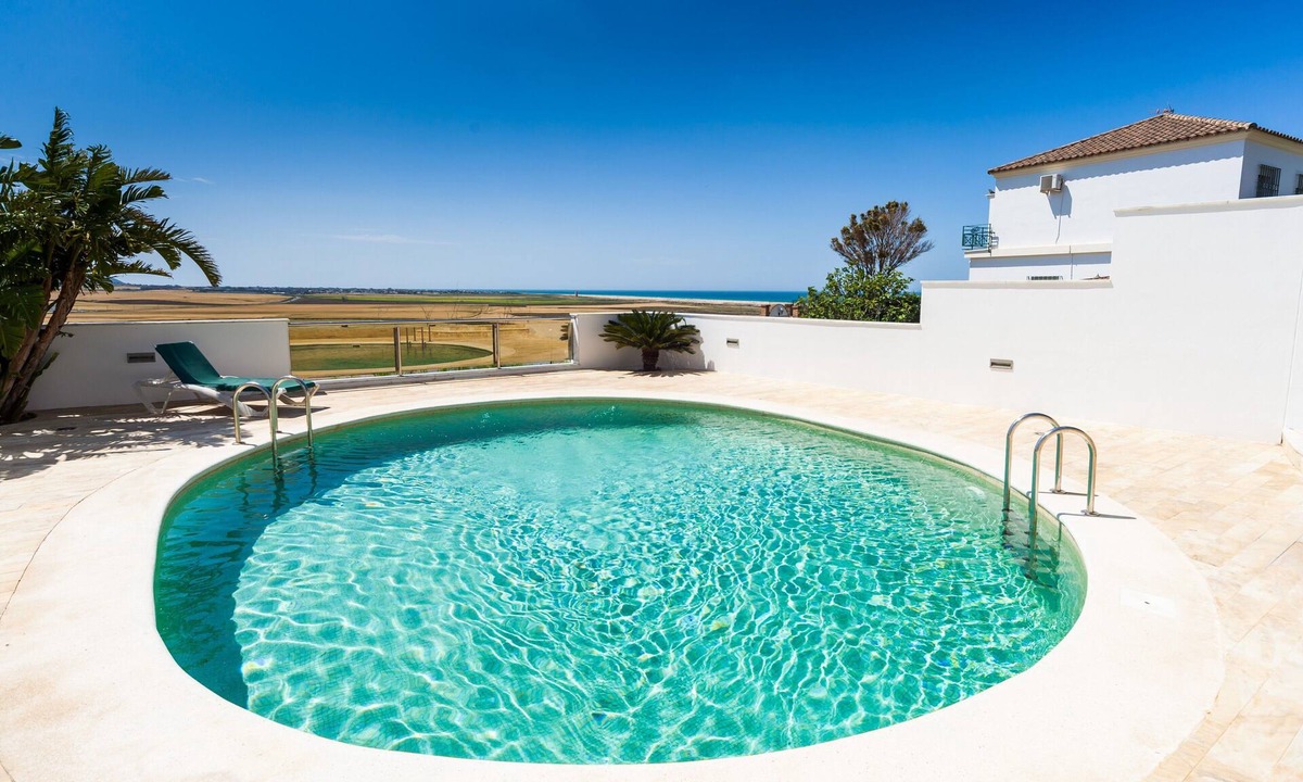 Conil de la Frontera City Center Apartment | Modern Holiday Apartment "Prado" with Sea View and Air Conditioning