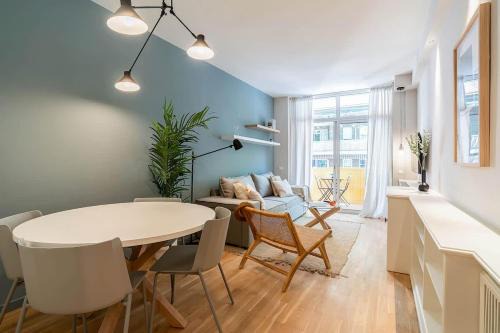 El Parc i la Llacuna del Poblenou House | Modern stylish 3 bedroom Arco de Triunfo