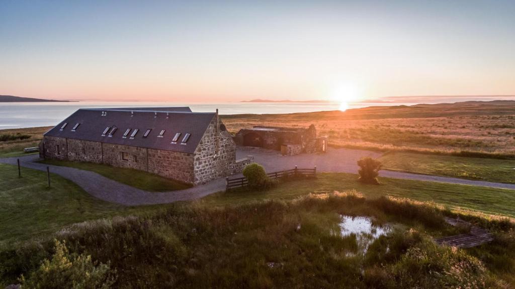 Bornesketaig Apartment | Monkstadt No 8 - McEachanns Hideout