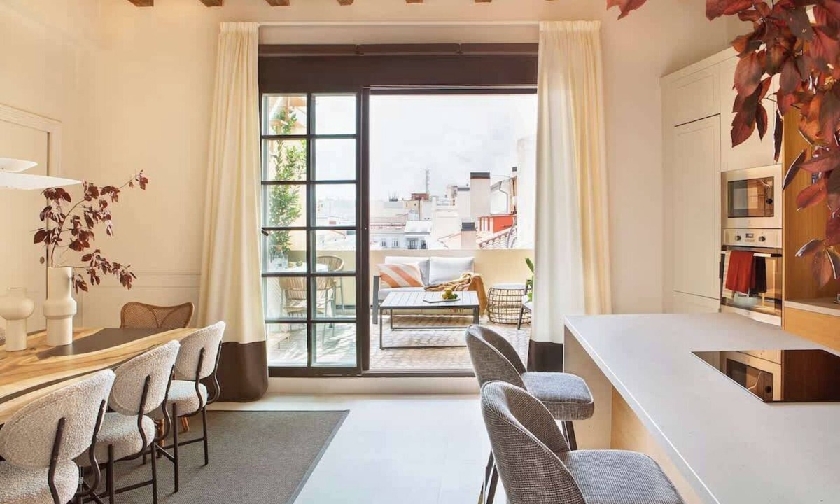 Recoletos Apartment | New-Beautiful Rooftop Apartment