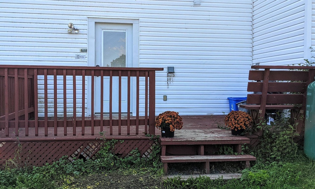 Wilton Apartment | Newly renovated, private, upstairs 2 bedroom apartment