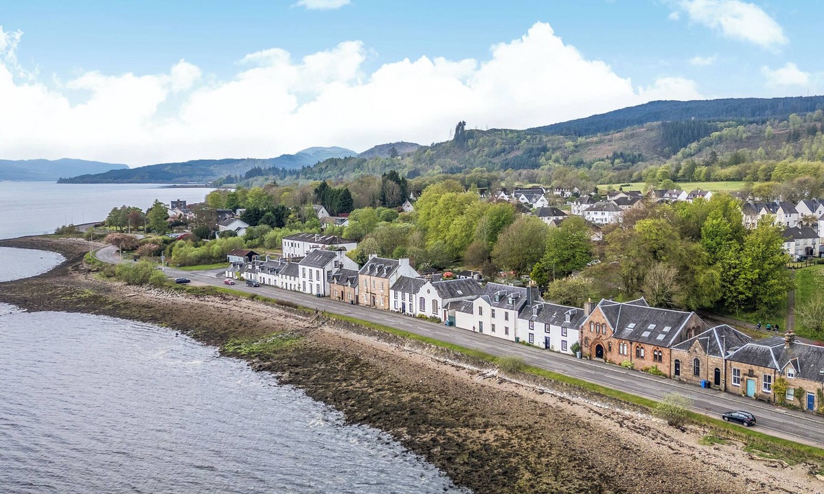 Inveraray Cottage | NEWTON HALL, pet friendly, character holiday cottage in Inveraray
