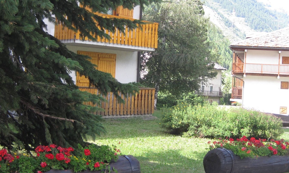 La Thuile Apartment | Nice apartment in mountain with garden and near ski runs