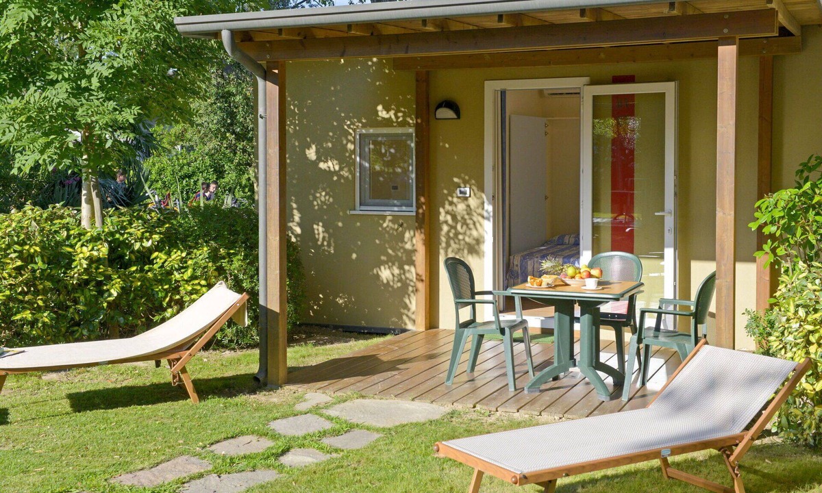 Grado House | Nice apartment in villa for 7 guests with A/C, pool, WIFI and terrace