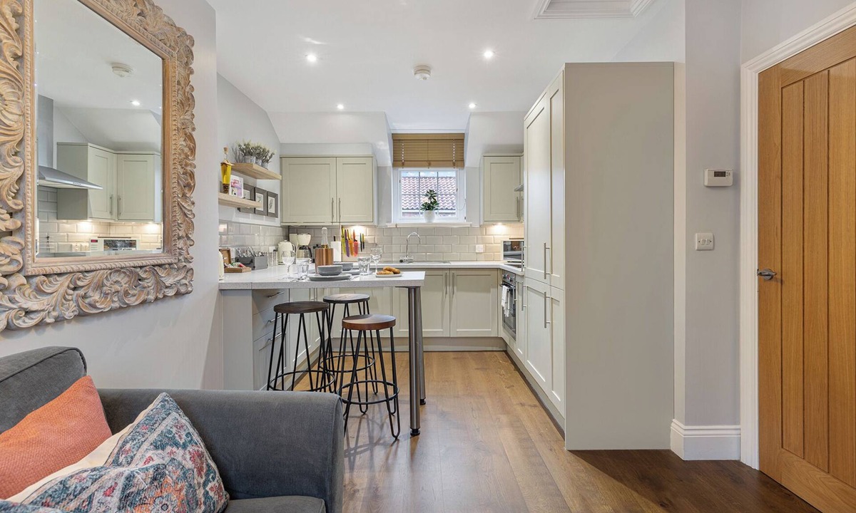 York House | No. 3 - Lime Tree Cottage - Pass the Keys