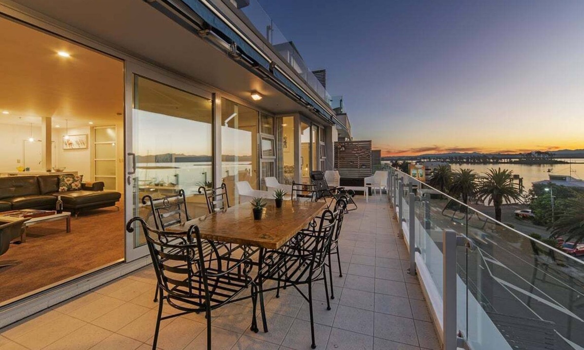 Stepneyville Apartment | Oceanfront Apartment at Latitude 41