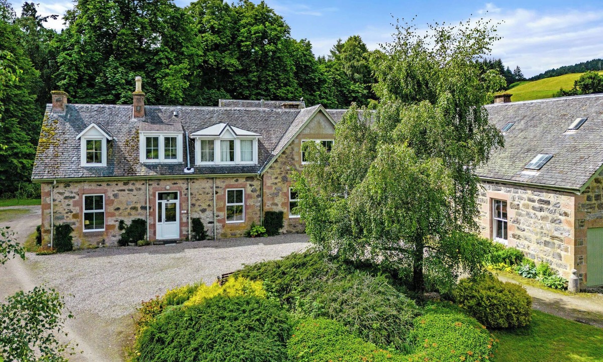 Glen Urquhart Apartment | Old Dairy on Aigas Golf Course by Interhome