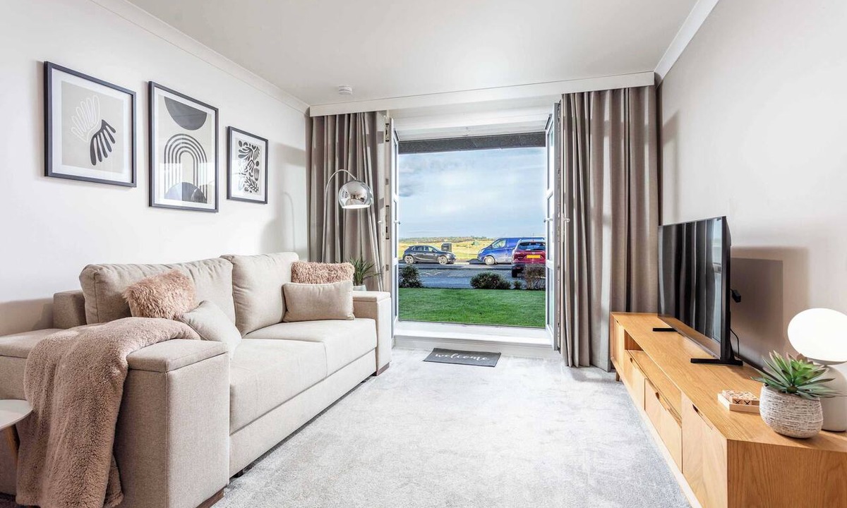 Prestwick Apartment | Old Prestwick Point - Donnini Apartments