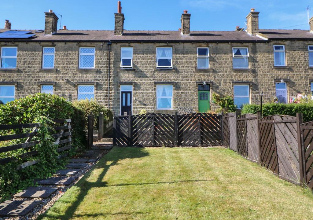 Honley House | Olive Tree Cottage