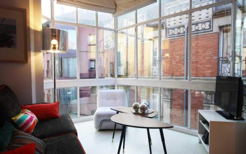 Palacio Apartment | Opera