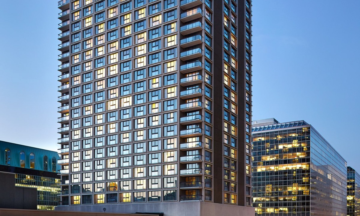 Byward Market - Parliament Hill Hotel | Ottawa Marriott Hotel