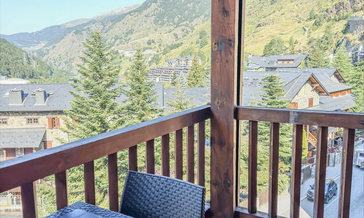 El Tarter Apartment | Panoramic Studio in El Tarter with Parking - 4 pax