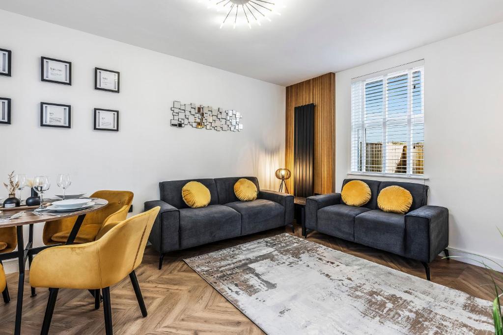 Rosyth Apartment | Parkside 2 bedroom house near Dunfermline & Edinburgh