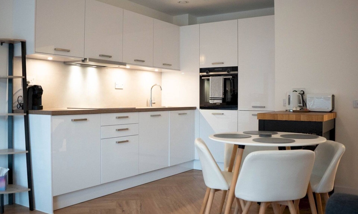 Finnieston Apartment | Pass the Keys | Lovely New 2-Bed SEC, Hydro, Finnieston with Parking