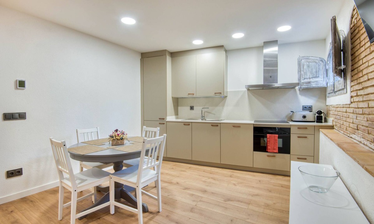 Caldes de Malavella Apartment | PATI BLAU 2: Charming apartment in the heart of Caldes de Malavella