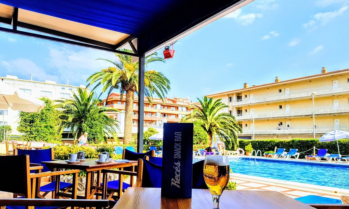 L'Estartit Hotel | Payet Apartments 2-4 Personas