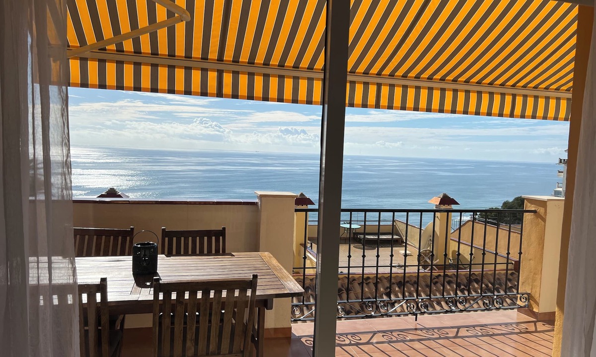 Benalmadena Costa Apartment | Penthouse apartment with spectacular sea views