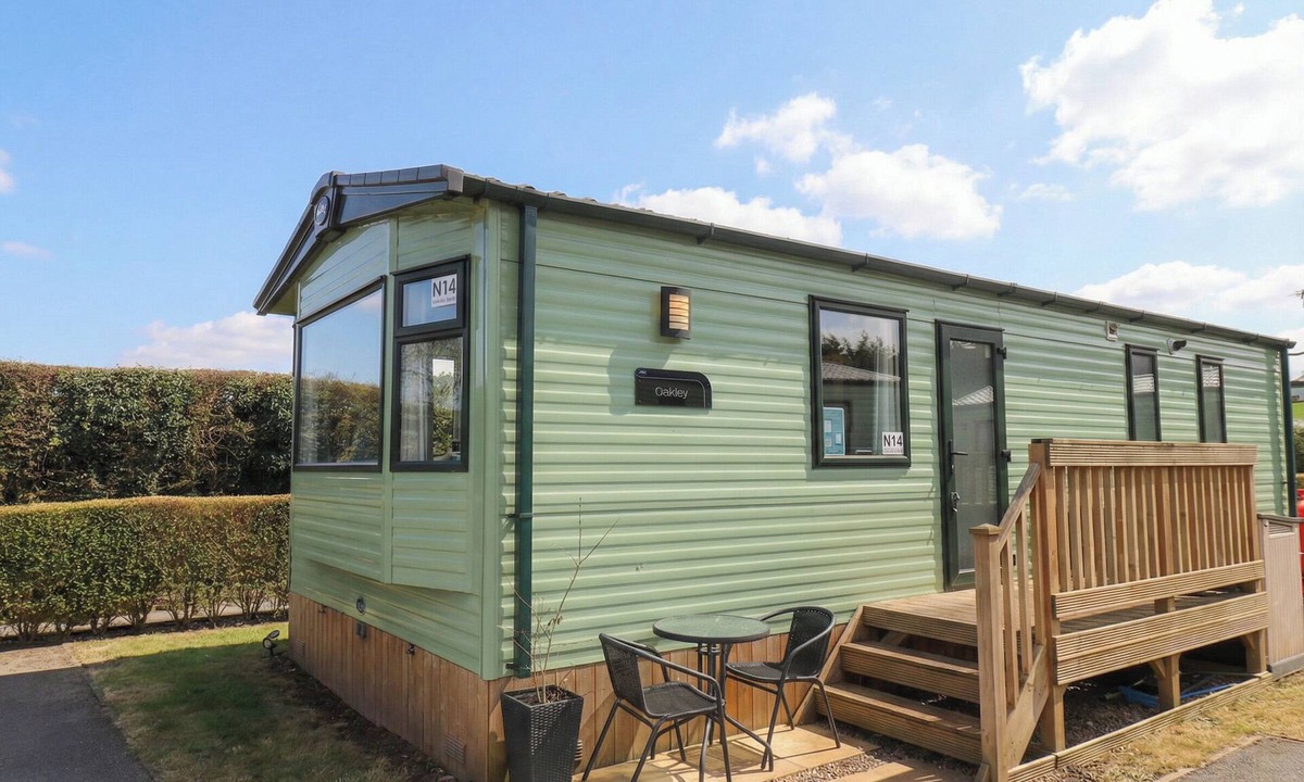 Knaresborough Cottage | PEPPER POT LODGE, pet friendly, with a garden in Knaresborough
