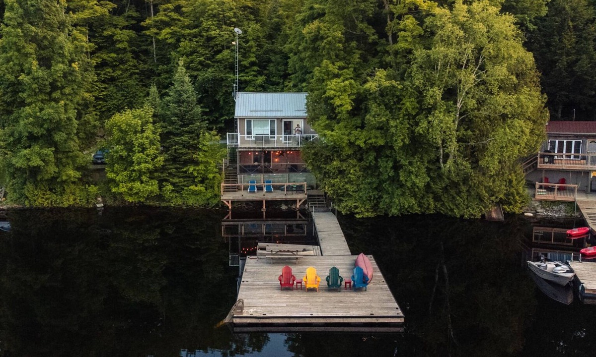 Catchacoma Cottage | Pet Friendly Cabin in the Kawarthas on the Lake