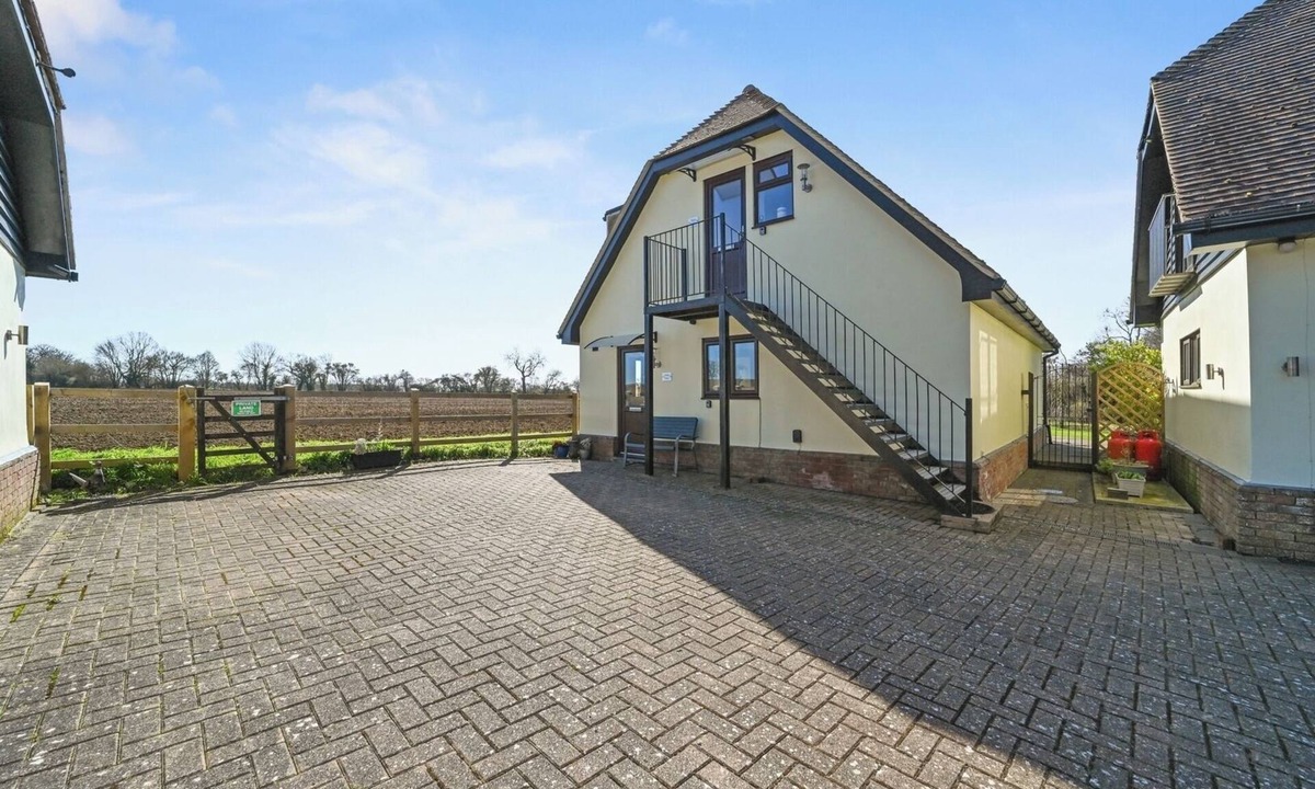 Great Yeldham Apartment | Pet-Friendly One-Bedroom Little Yeldham