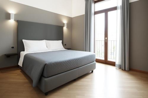 Historical Center House | Piazza Carità
