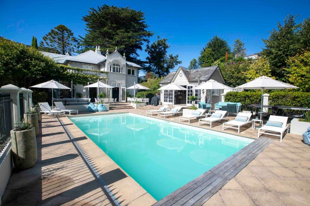 Nelson Hotel | Pihopa Retreat