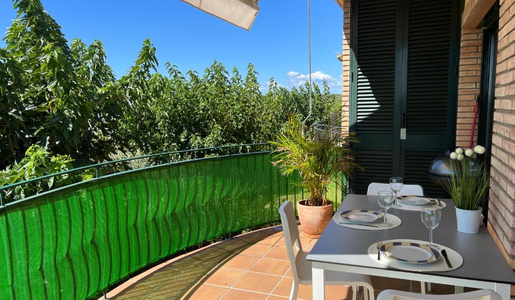Torroella de Fluvia Apartment | Pinea