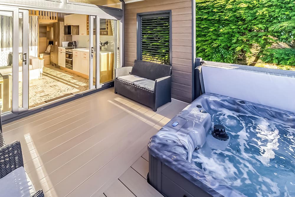 Ayr Cottage | Pladda Pod with Hot Tub S
