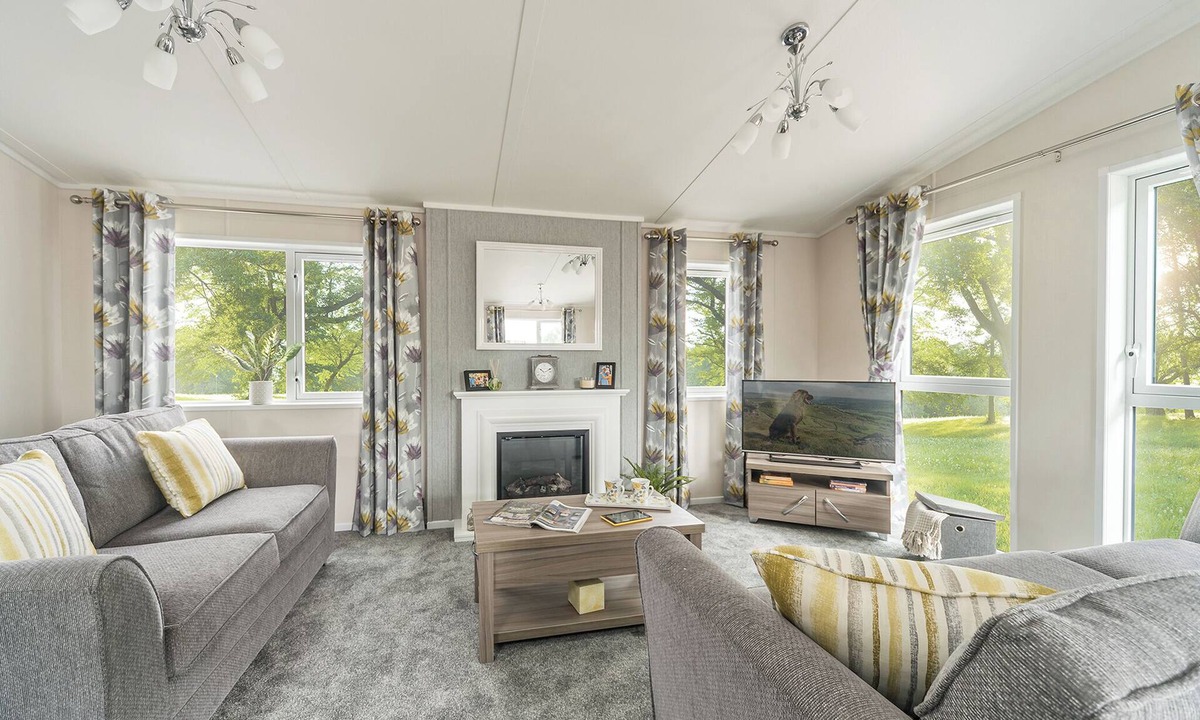 Newton Stewart Ski Chalet | Pondview Retreat Lodge (Pet)