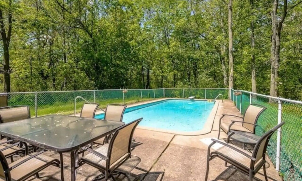 Waverly Beach House | POOL- Close to Beach & Trails - Escape on Edgemere