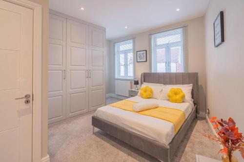 Northumberland Park House | Premium 3 Bedroom Home by D3 Short Stay Sleeps 9 High Speed Wi-Fi