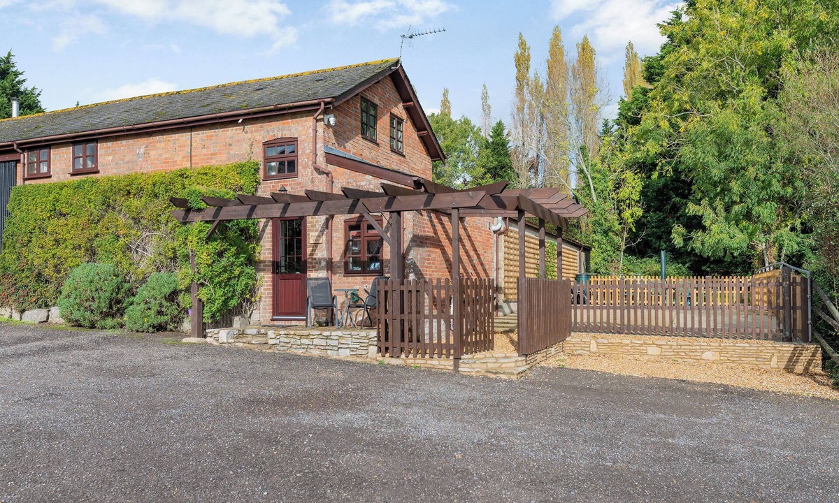 Poole Cottage | Purbeck View - UK36320