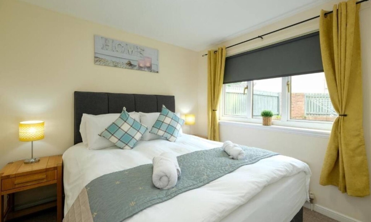 Pitreavie Apartment | Pure Apartments Commuter- Dunfermline South