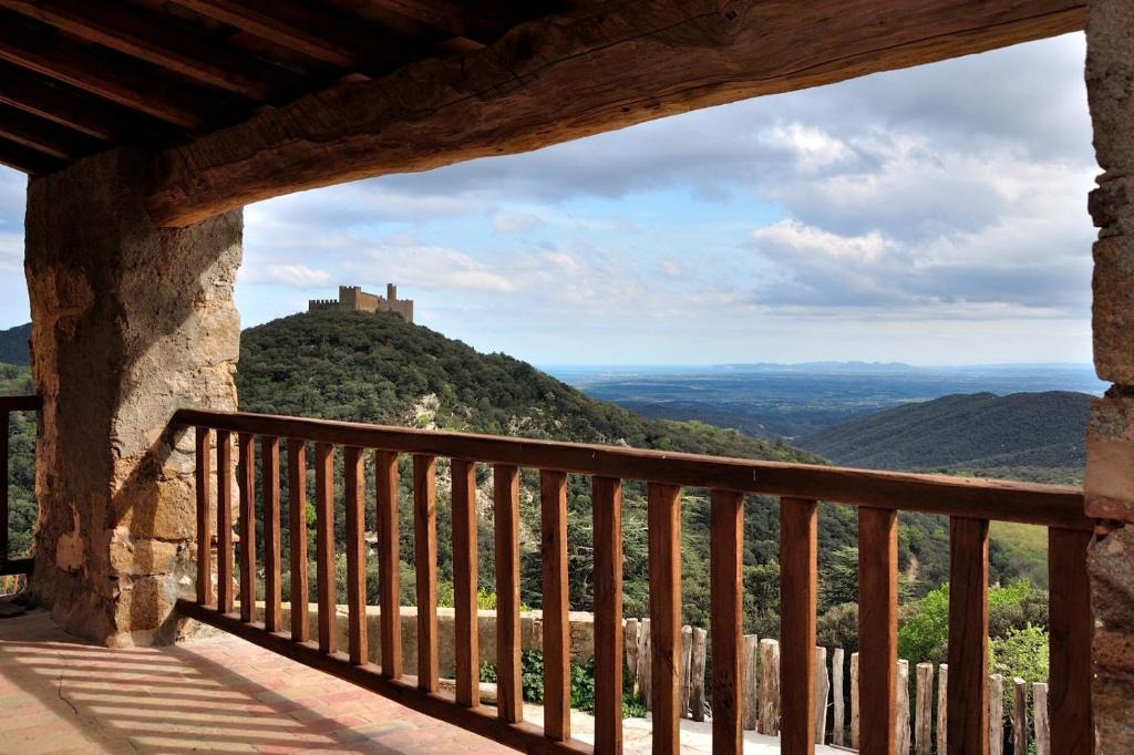 La Jonquera House | Requesens