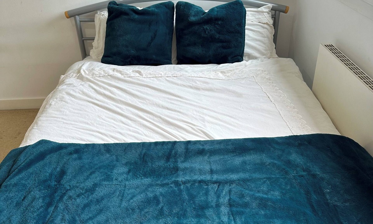 Finnieston Apartment | Riverview Penthouse Apartment within walking distance to the SECC