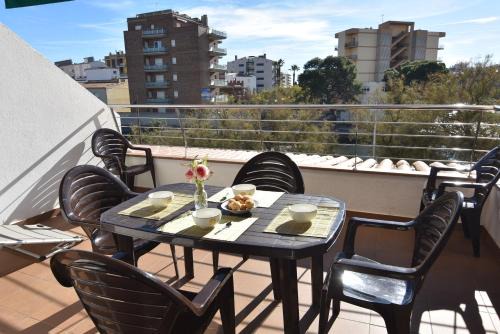 Santa Margarida Apartment | RNET - Puerto Simona 1-9 Roses Costa Brava