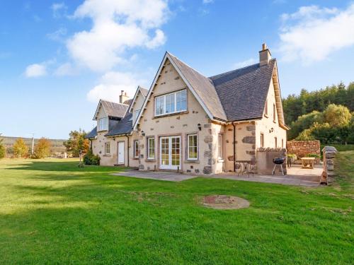 Ardgay House | Rowan House