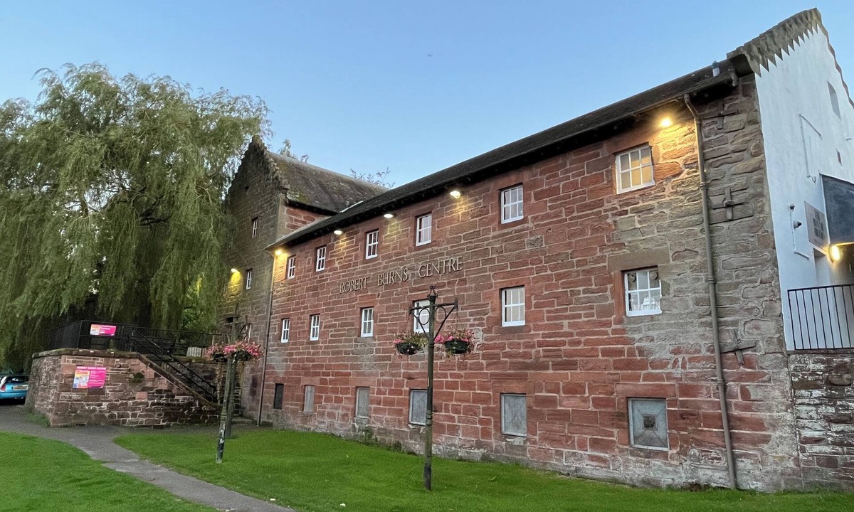 Sanquhar Cottage | Ryehill With Fishing