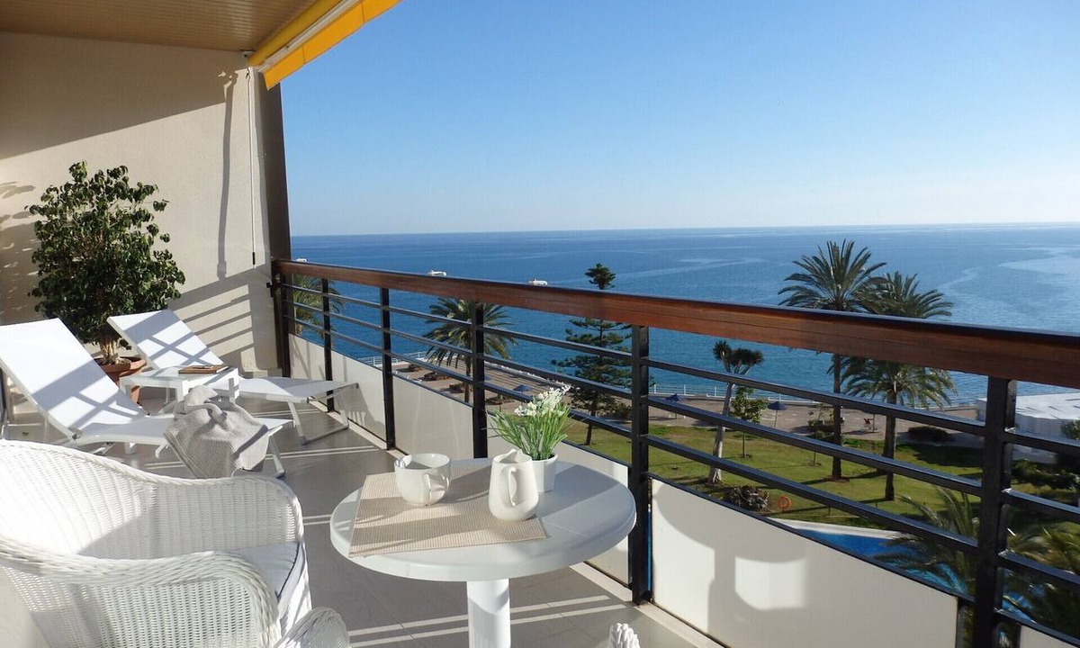 Torremolinos Apartment | Santa clara Torre 2 ApartmentSYO