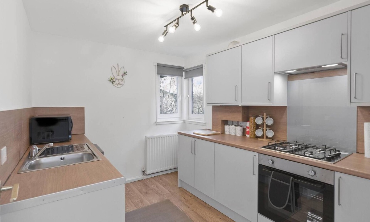 Ellemford Apartment | Saughton 2BR | Free Private Parking | Near Tram
