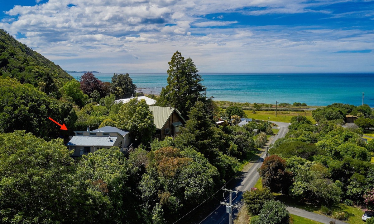 Kaikoura District House | Seascape Retreat - Kaikoura Holiday Home