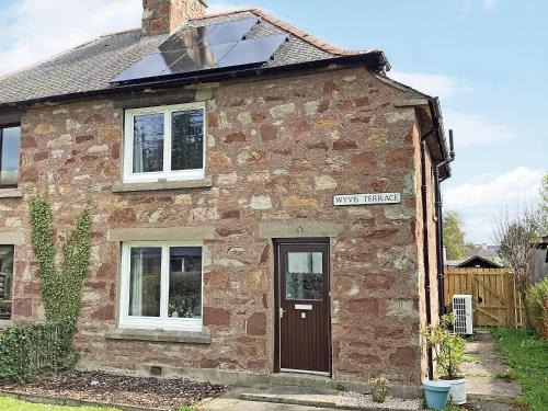 Dingwall House | Seasgair