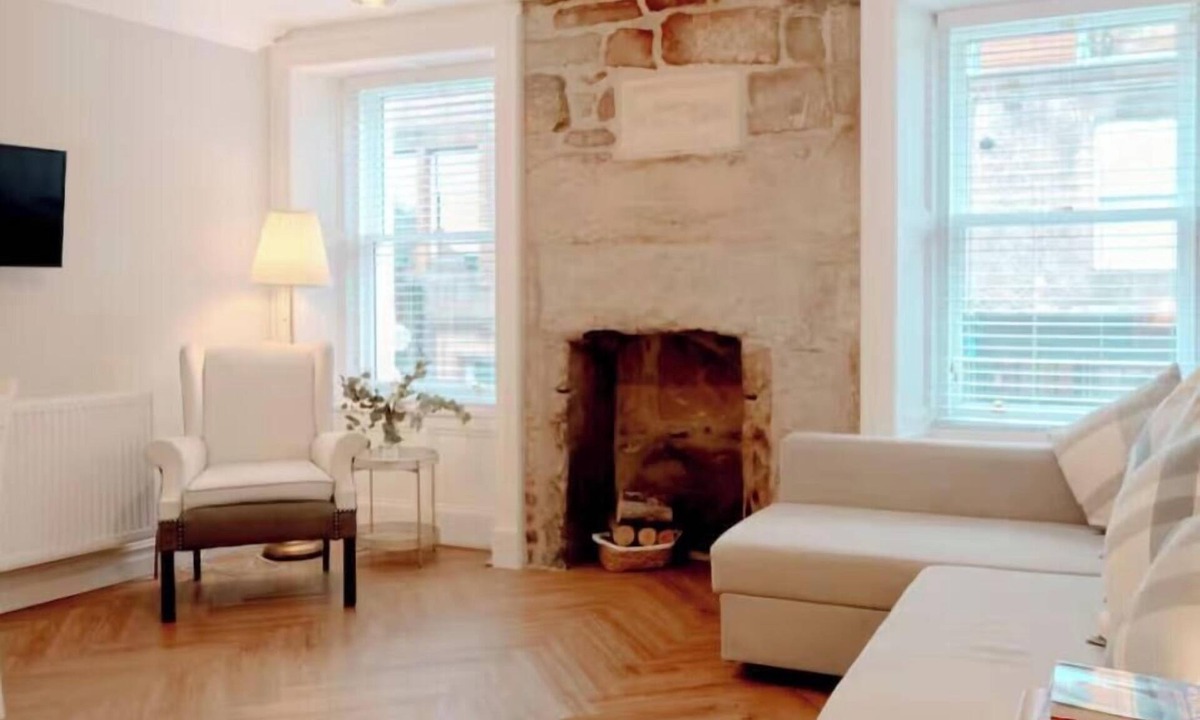 Aberdour Apartment | Seaside Apartment in Fife coastal town Aberdour