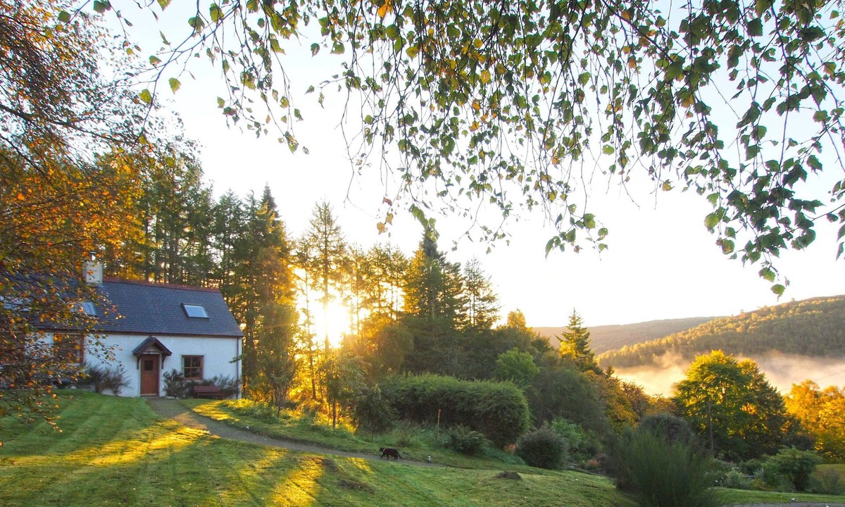 Glen Urquhart Cottage | Secluded Woodland Cottage set in Over 3 Acres of Private Grounds