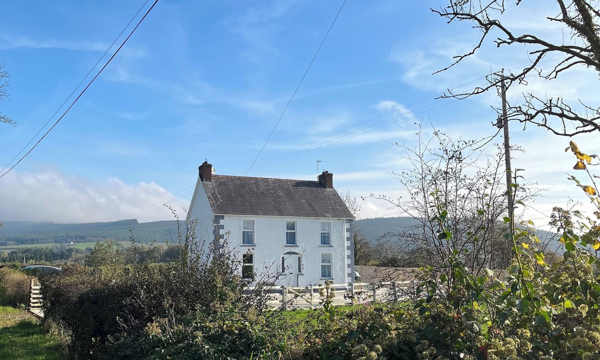 Omagh House | Self Catering Spacious Private Country House