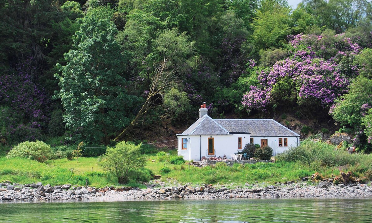 Tarbert Cottage | Shore Cottage - S4600