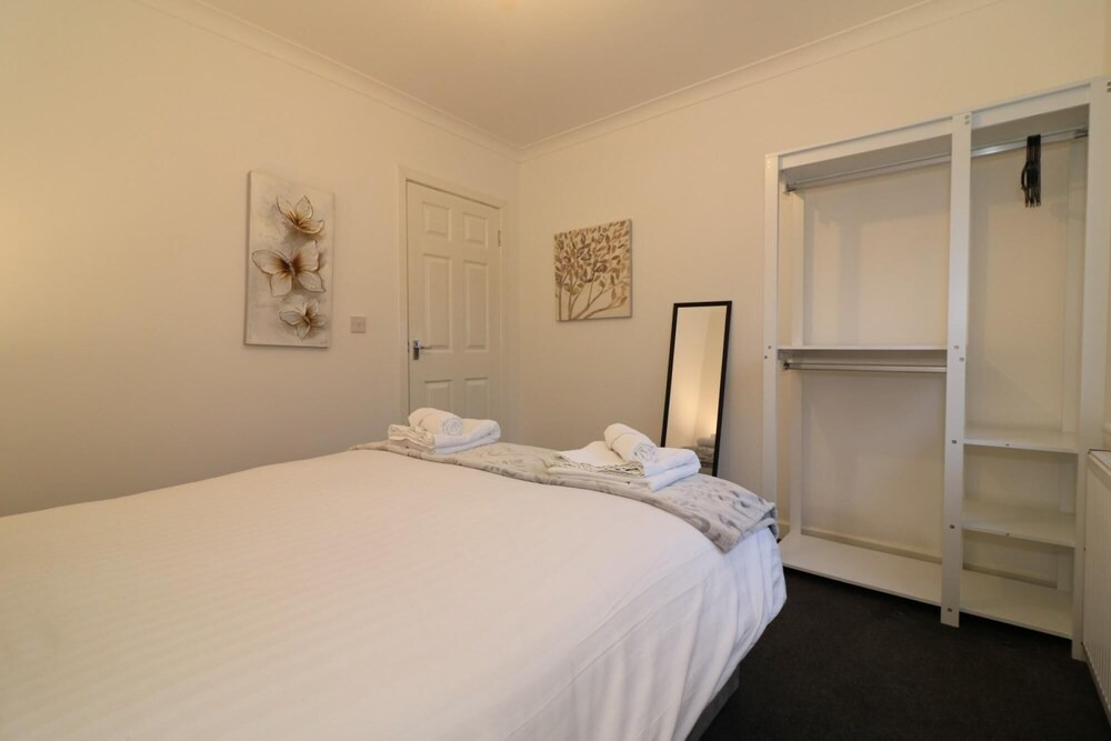 Cumbernauld Apartment | Signature - Carrick View Cumbernauld