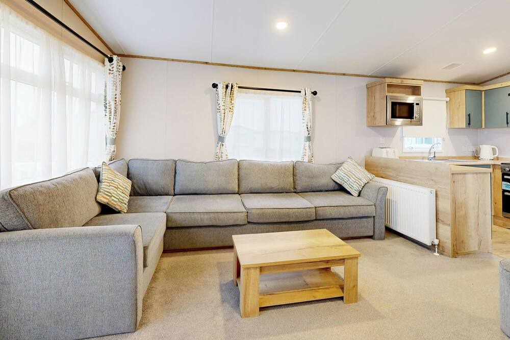 Crowle House | Silver 2 Bedroom Pet